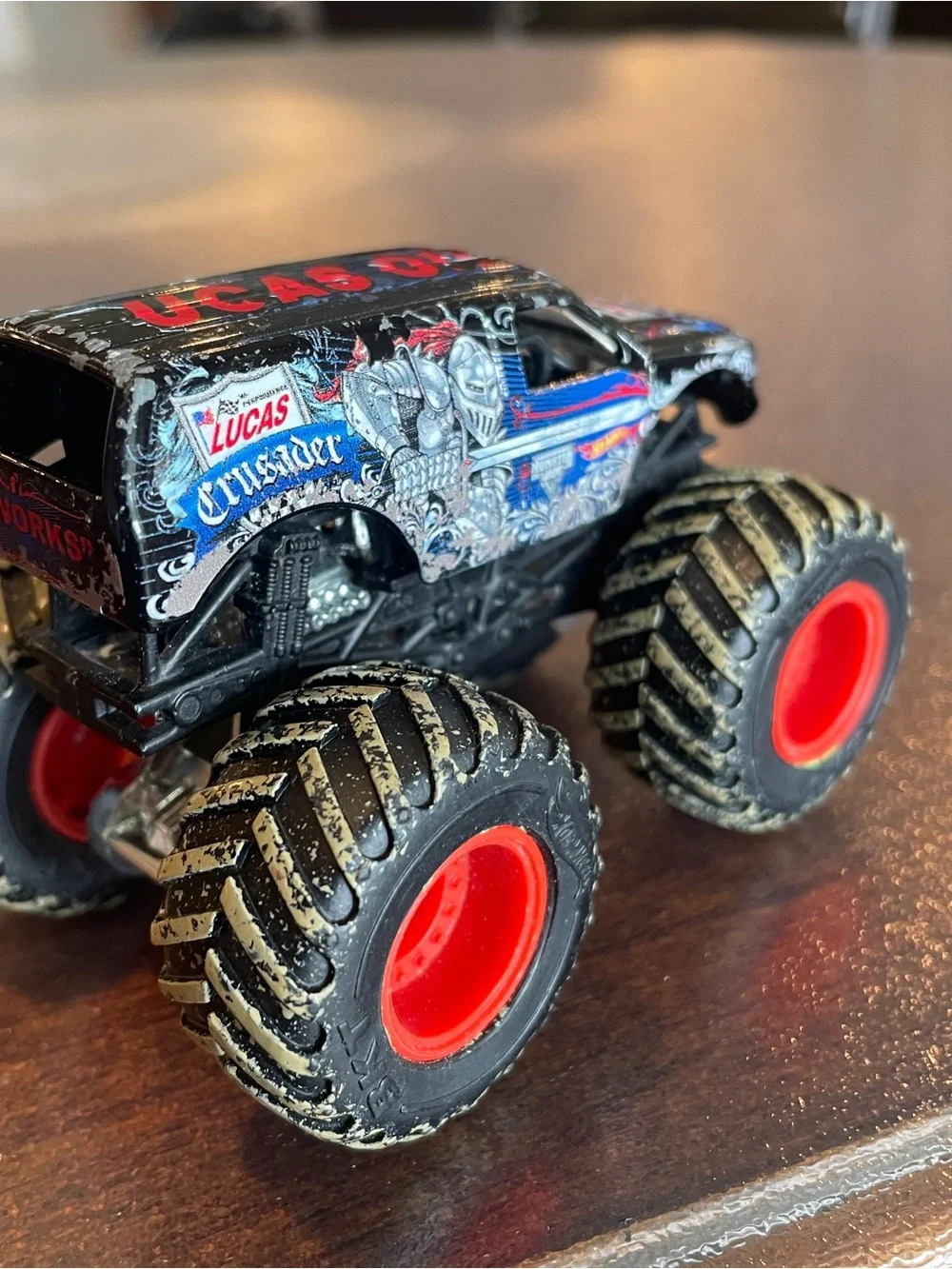 Hot Wheels Monster Jam Lucas Oil Crusader Diecast Monster Truck 1:64 Scale